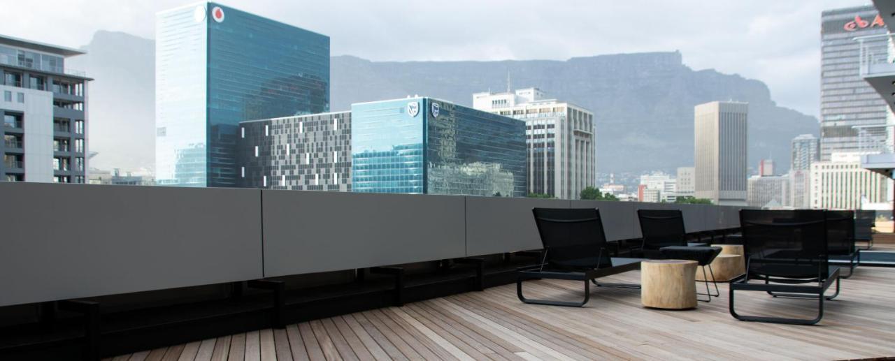 Luxury Onyx Penthouse With Sea Mountain Views By Cticc